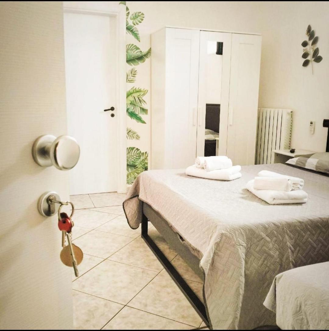 מונופולי Petracca Guest House מראה חיצוני תמונה